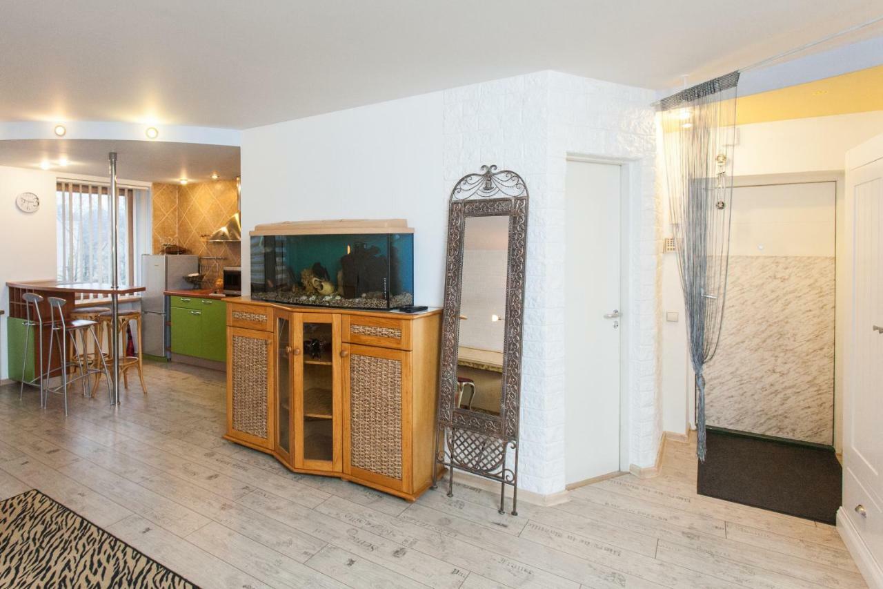 Apartment With Jacuzzi In Old Town Kaunas Exteriör bild