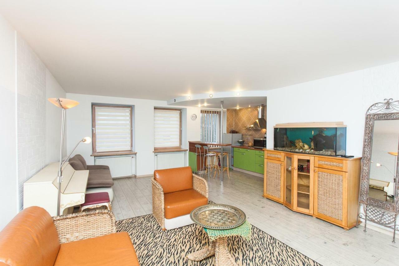 Apartment With Jacuzzi In Old Town Kaunas Exteriör bild